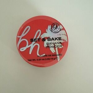 BH Cosmetics Set & Bake Banana Powder Makeup Full Size